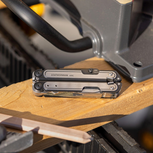 Translation missing: en.ARC closed on a wooden plank