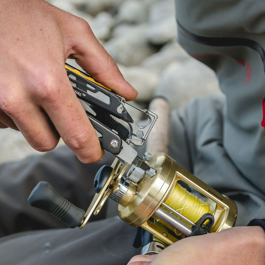 Signal being used to fix fishing reel